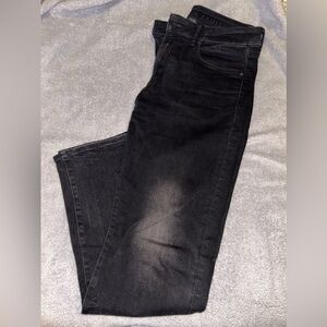 American Eagle Men’s Black Jeans. Size 32 x 34